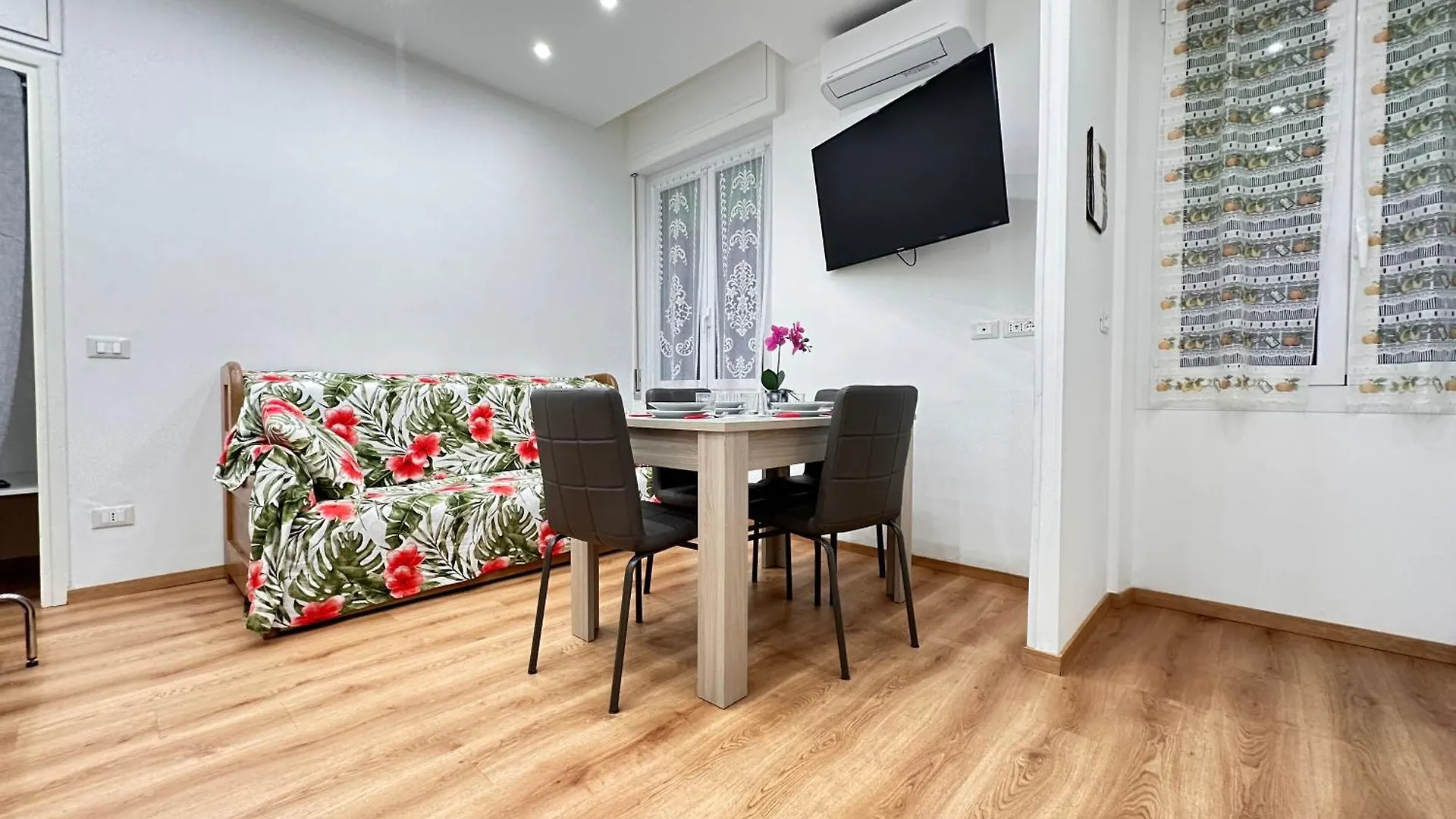 Apartment Sanremo - Affittasi Elvi Home, Appartamento Con Aria Condizionata Centralissimo A Pochissima Distanza Da Ariston, Casino E Dal Mare