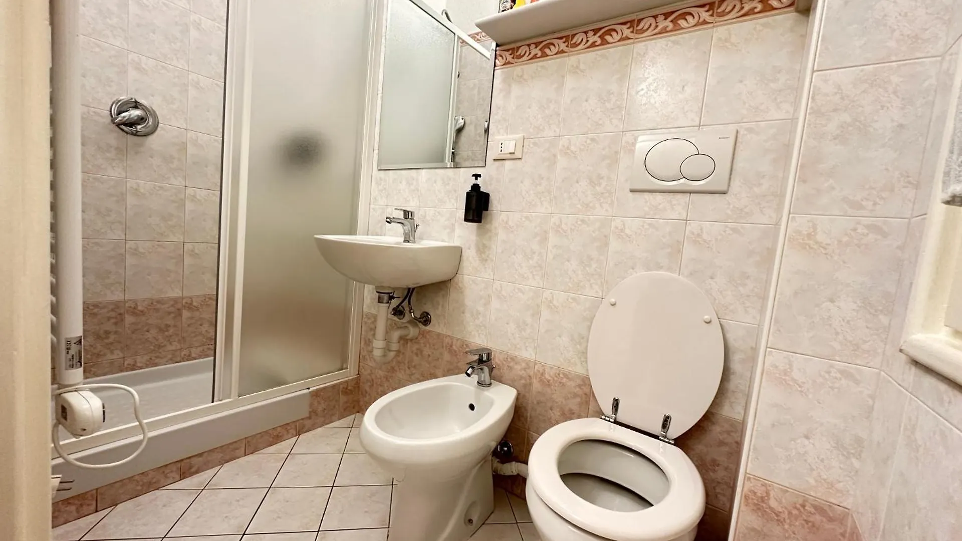 Sanremo - Affittasi Elvi Home, Appartamento Con Aria Condizionata Centralissimo A Pochissima Distanza Da Ariston, Casino E Dal Mare